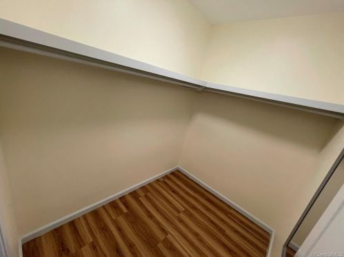 601 Judd St, Honolulu HI  96817-2215 exterior