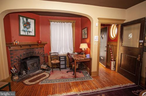 217 Harvey St, Philadelphia PA 19144-3818 exterior