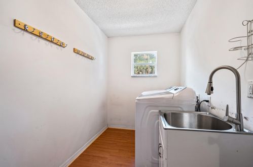 1732 Leafy Rd, Fort Pierce FL 34953-1355 exterior