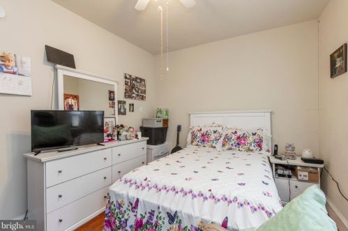 458 Hanover St, Pottstown PA 19464-4252 exterior