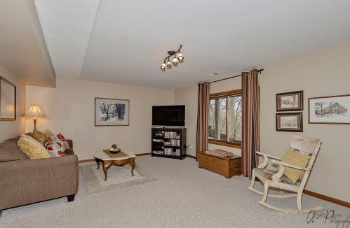 2041 Alta Vis Dr, Waukegan IL 60087-4058 exterior