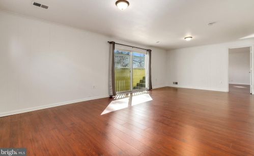 4216 Landgreen St, Rockville MD 20853-2731 exterior