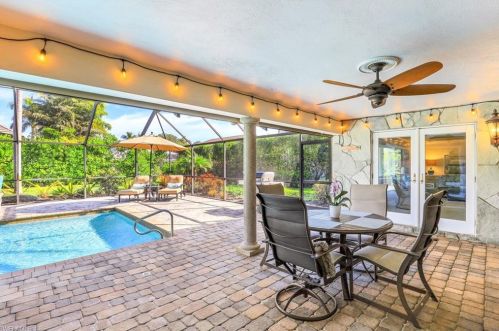 635 Anchor Rode Dr, Naples FL 34103-2716 exterior