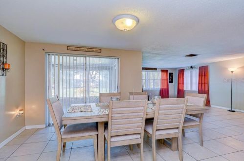 8005 Jasmine Blvd, Port Richey FL 34668-3225 exterior