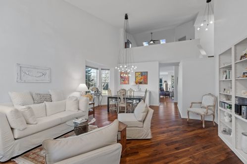 16221 Goose Lake Dr, Joliet, IL 60403-1518