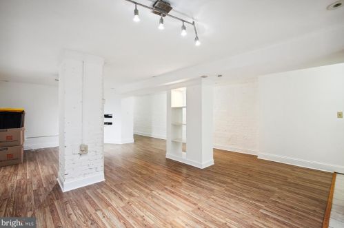 3005 11th St, Washington DC  20001-3905 exterior