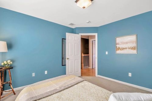 2 Silver Brook Ln, Torrington CT 06790-7814 exterior