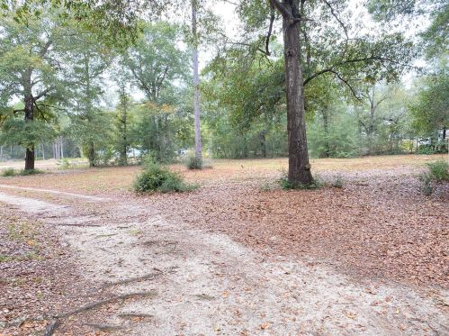 86 Girl Scout Rd, Defuniak Springs FL 32433-8868 exterior