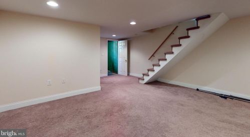 2720 10th St, Philadelphia PA 19133-1511 exterior