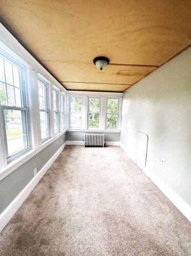 5 Mack Rd, Poughkeepsie NY 12603-2714 exterior