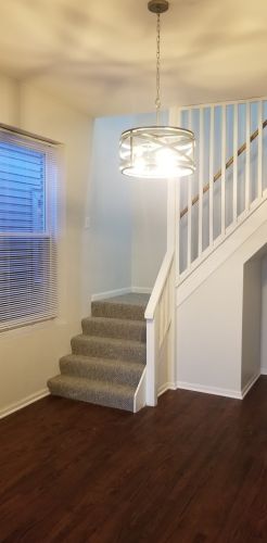 7816 Muskegon Ave, Chicago, IL 60649-5204