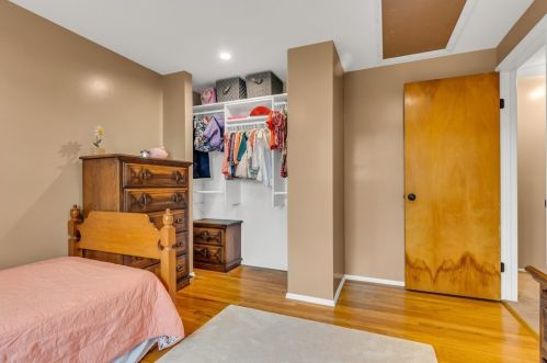 165 Conneaut Dr, Pittsburgh PA 15239-2630 exterior