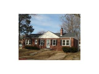 1500 Eastmont Pl, Saint Louis MO  63130-1301 exterior