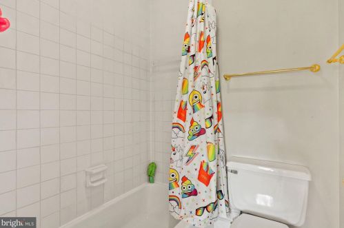 3711 Ingomar St, Washington DC 20015-1819 exterior