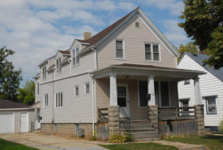 217 61st St, Milwaukee WI  53213-1814 exterior