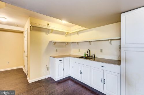 100 Columbus Ave, Littlestown PA 17340-1569 exterior