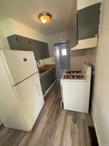 152 Perthshire Rd, Saint Louis MO 63137-3807 exterior