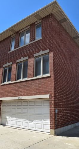 2815 Farrell St, Chicago IL  60608-5669 exterior