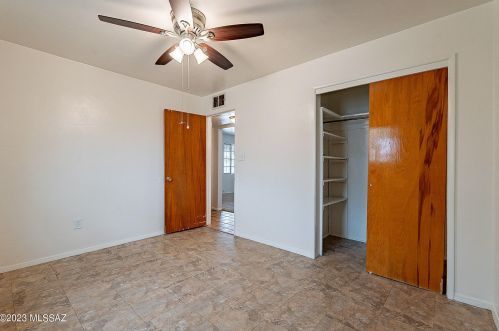 817 District St, Tucson AZ 85714-1105 exterior