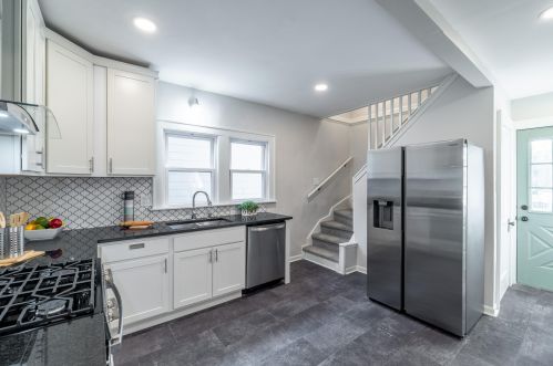 335 Montana St, Milwaukee WI 53219-3076 exterior