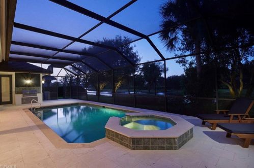 1070 Spanish Moss Trl, Naples FL 34108-2414 exterior