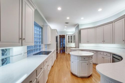 17916 Castle Bnd Dr, Dallas TX 75287-6800 exterior