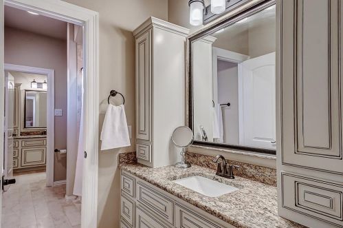 5830 Caspian Falls Ln, Fulshear TX 77441-2144 exterior