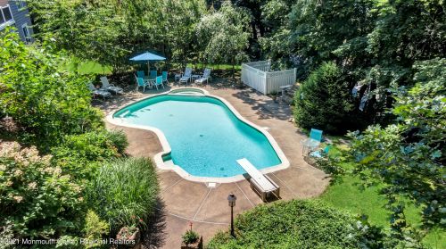 50 Hooper Ave, Atlantic Highlands NJ  07716-1537 exterior