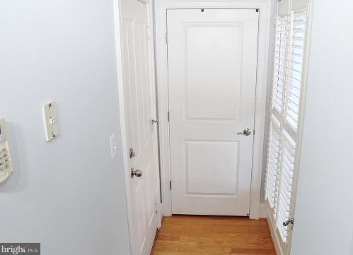 422 Royal St, Alexandria VA  22314-2335 exterior