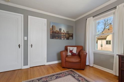 1697 Chatsworth, Saint Paul MN 55113-6536 exterior