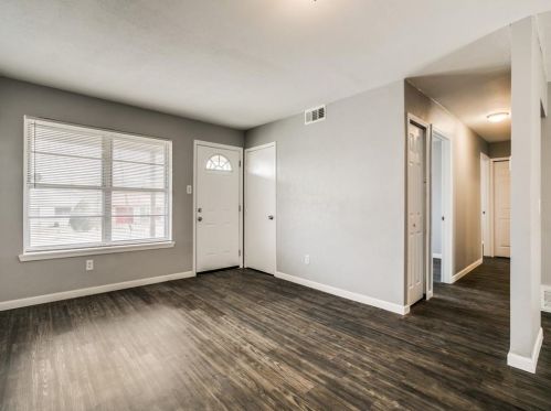 3037 Mccarthy St, Irving TX 75062-4150 exterior