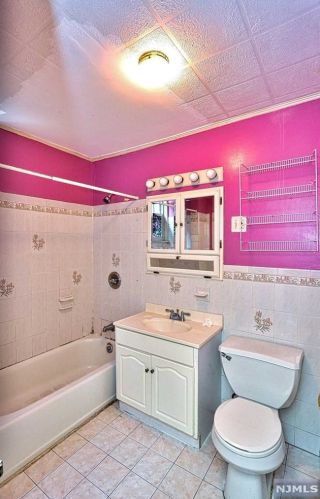 206 Brookside Ave, Irvington NJ 07111-3302 exterior