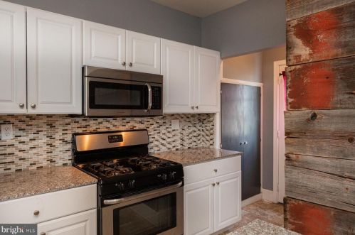 932 Lititz Ave, Lancaster PA 17602-1919 exterior