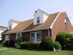 40 Adams St, Newton, MA 02460-1203