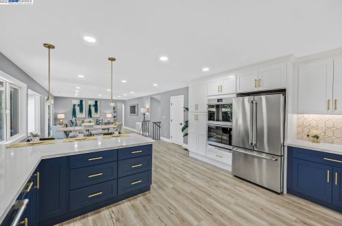 1945 Jameson Ct, Concord CA 94521-1609 exterior