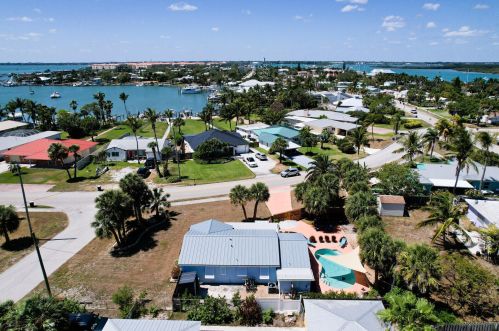 206 Fernandina St, Fort Pierce FL  34949-3534 exterior