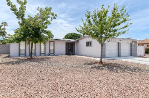 3633 Bloomfield Rd, Phoenix AZ  85032-7363 exterior