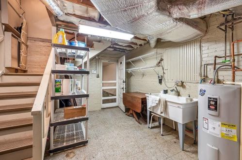 1647 Riverside Dr, Gainesville GA 30501-1837 exterior