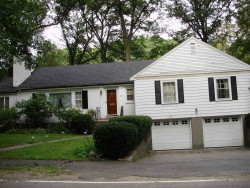 370 Quinobequin Rd, Newton, MA 02468-2104