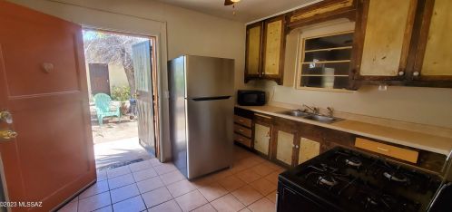 2722 Water St, Tucson AZ  85716-2434 exterior