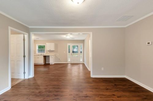 1652 Pendley Dr, Austell GA 30168-4521 exterior