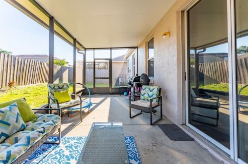 10227 Andover Pt Cir, Orlando FL 32825-2732 exterior