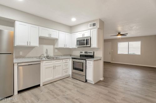 6041 23 Ave, Phoenix AZ 85015-4006 exterior