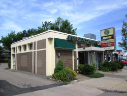 259 Centre St, Newton, MA 02458-1624