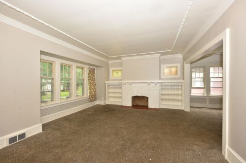 2645 47th St, Milwaukee, WI 53210-2413