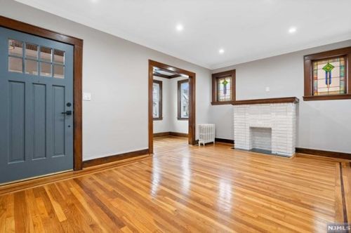 72 Hughes St, Maplewood NJ  07040-3304 exterior