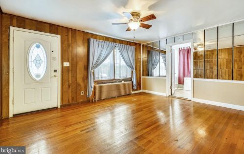 9 Franklin Ave, Silver Spring, MD 20901-3444