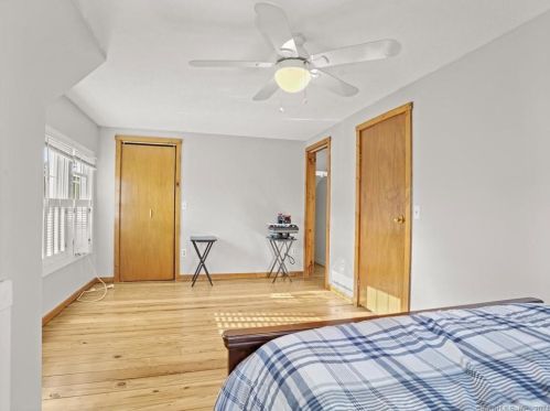 44 New Place St, Wallingford CT  06492-2237 exterior