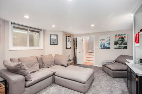 1541 Groton Rd, Grand Rapids MI 49506-4784 exterior