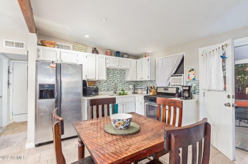 1315 Cheryl Dr, Phoenix AZ  85020-1843 exterior